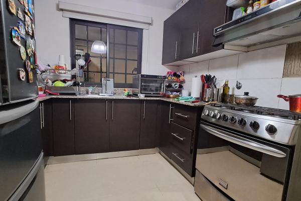 Sale of family house in ph sunset hills, costa verde