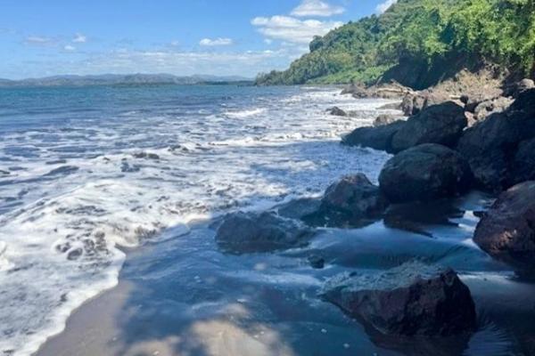 Santuario de 67 hectáreas frente al mar en arena, veraguas