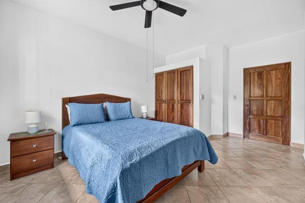 Condominio exclusivo en el tercer piso en valle escondido boquete