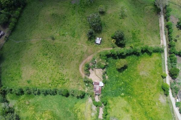 Expansive 146.652 ha property with water sources