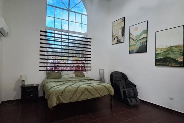4 bedroom house with private pool and jacuzzi