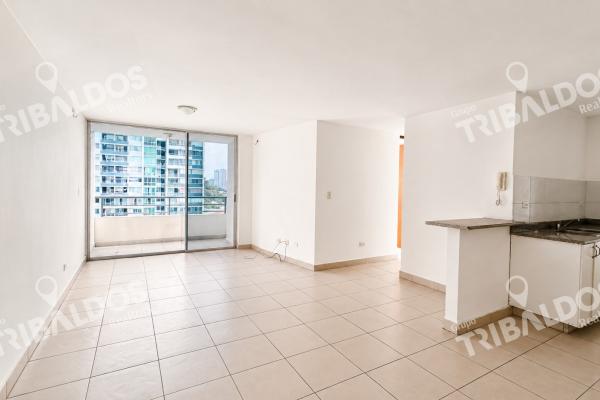 Apartamento en venta en transístmica de 2 recámaras – ph central park