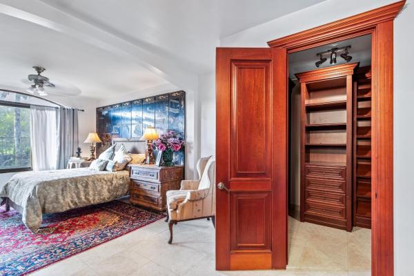 Magnificent mansion in los molinos boquete