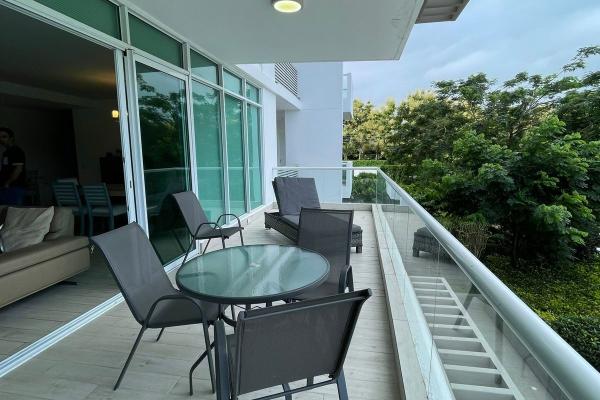 "spacious 3-bedroom apartment in ph solea, punta barco viejo, with balcony and maid's room."