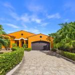 3 bdrm tropical estate hacienda pacifica