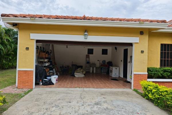 House in hacienda pacifica with 3 bedrooms