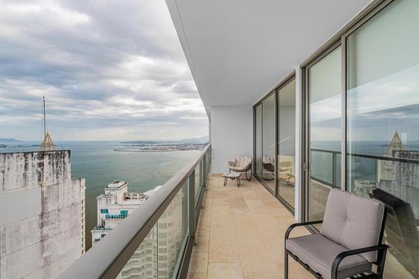 For sale | exclusive furnished 1-bedroom residence