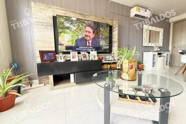 Venta de apartamento en ph torres de versalles ii