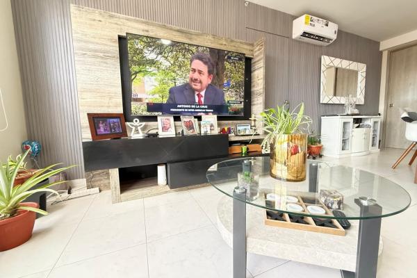 Sale of apartment in torres de versalles ii building