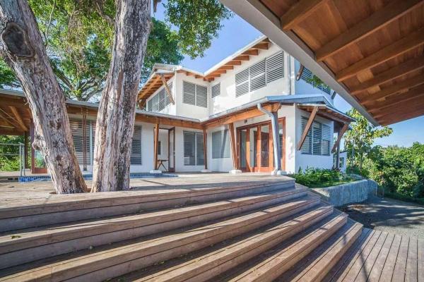 Luxurious home in playa venao