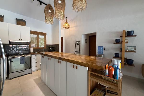 Casa con piscina en coronado golf | amoblada y equipada