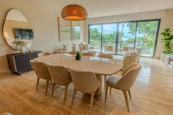 Stunning fully furnished residence on pearl island