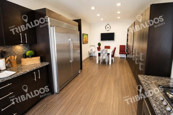 Venta de apartamento en ph terranova, el cangrejo