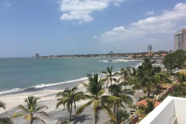 Oceanfront at bahia tower gorgona