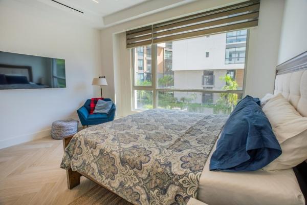 Beach club residences, ocean reef island