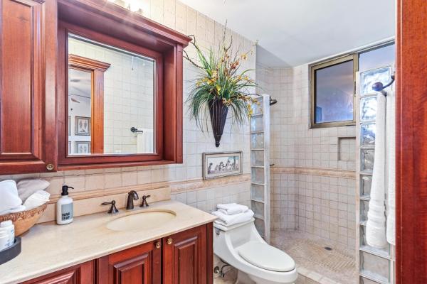 Magnificent mansion in los molinos boquete