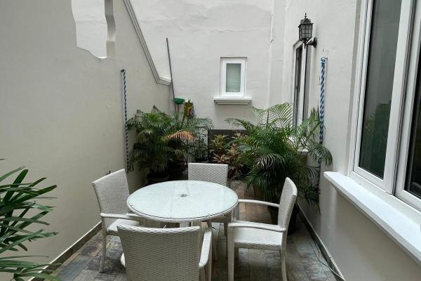 Apartment for sale in old town panama