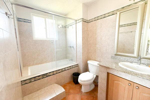 Apartamento en venta en vista mar – rocamarina