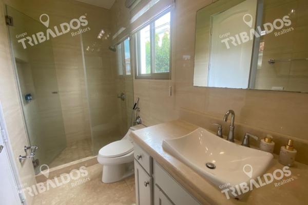 Venta de casa en santa maria en fairway estates