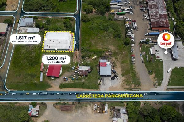 Venta de galera con mezzanine en pacora