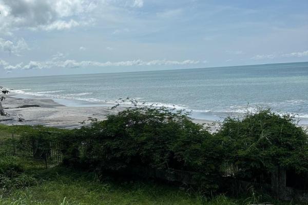 Ideal lot for beach house or development