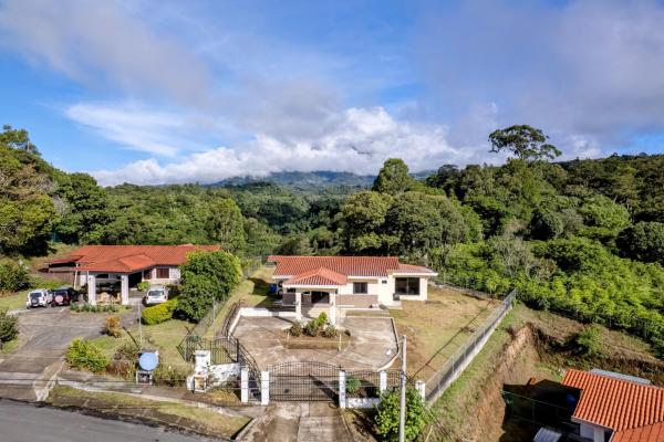3-bedroom home for sale in volcancito village