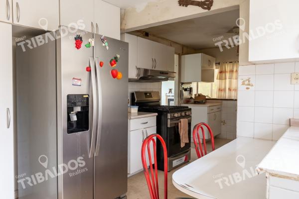 Venta de casa con amplio terreno en altos del golf, parque lefevre
