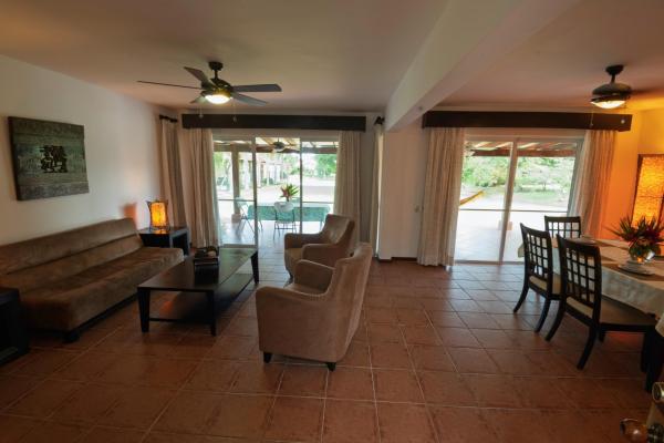 Casa adosada de 4 habitaciones en costa blanca golf &villas