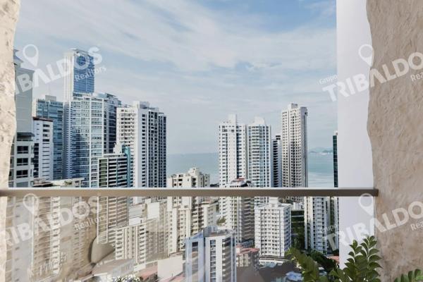 Sale of apartment in costanera aqua bella vista