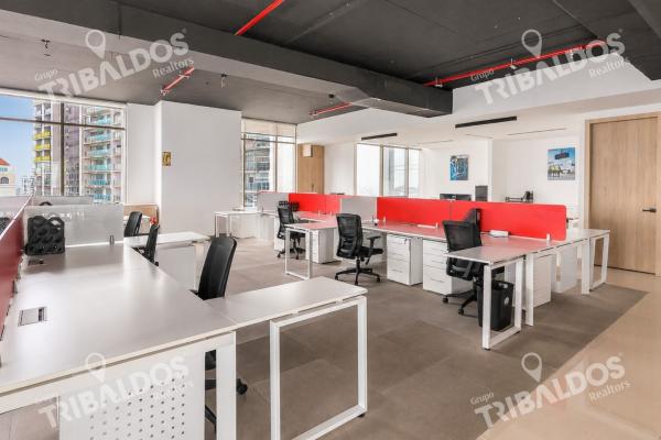 Furnished office for sale bicsa, 455 m² 8 parking