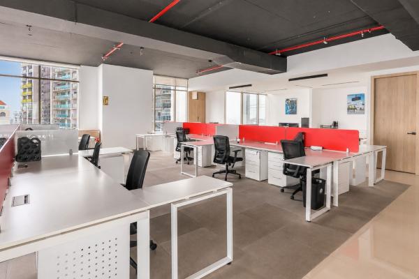 Office for sale in bicsa financial ave. balboa