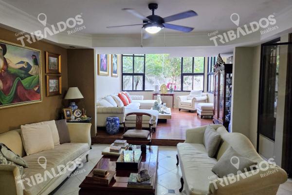 Venta de amplia casa en ph villa de vizcaya, condado del rey