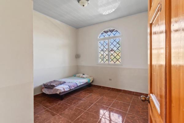 3 bedroom home with loft in alto boquete