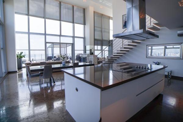 Luxury penthouse in panama city panama