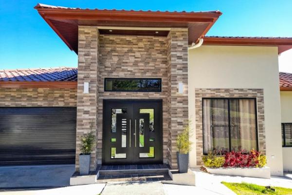Outstanding home in cerro verde estates, boquete