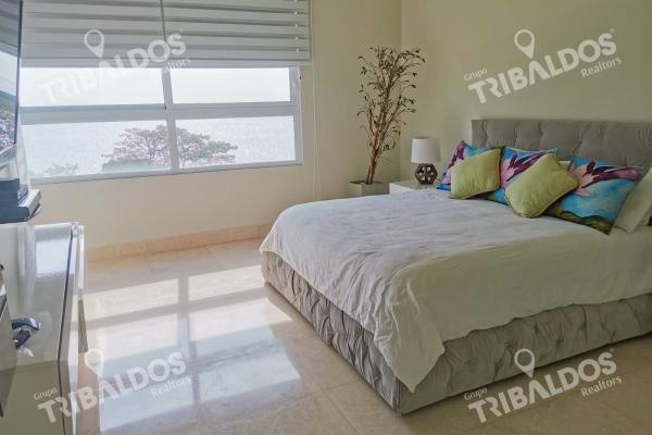 Venta de apartamento frente al mar en bijao