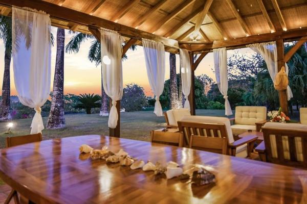 Villa esplendorosa luxury oceanview estate