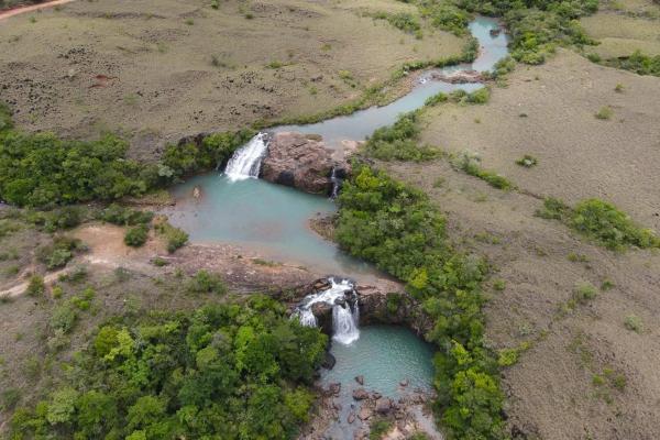 Stunning waterfalls near sante fe with 117 has