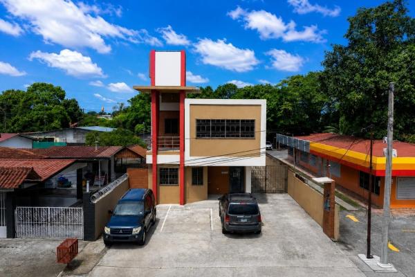 Commercial building for sale in downtown david