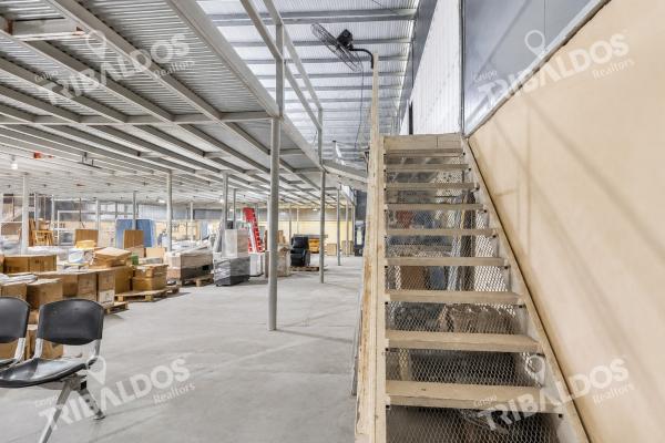 Venta de galera con mezzanine en pacora