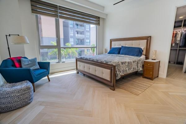Beach club residences, ocean reef island