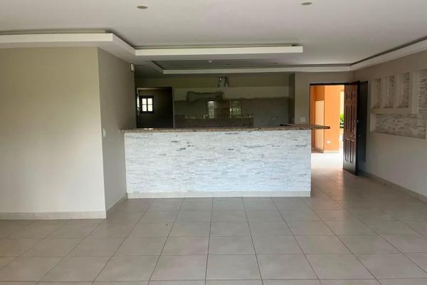 Banco vende ph embassy club, clayton