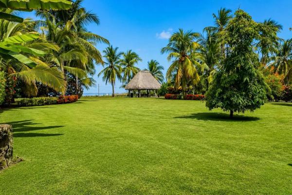 Beachside home with solar panels in las lajas