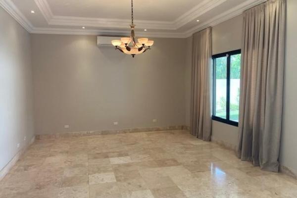 4 bedroom house toscana del este with solar panels