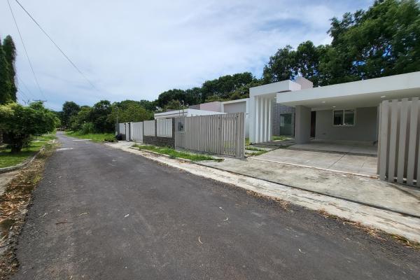 Casa de playa 350,000 en coronado, diseñadas y construidas a su gusto
