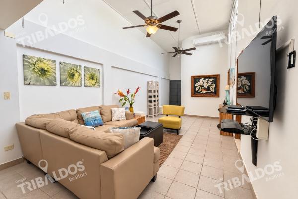 Venta de casa frente al mar en san carlos, con acceso a la playa y 5 recámaras