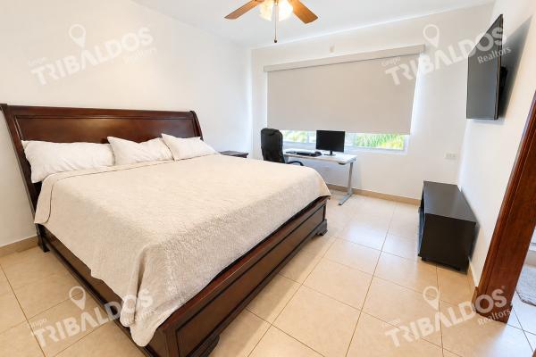 Venta de casa en costa del este con cocina remodelada