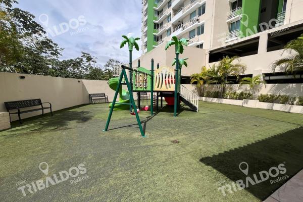 Sale of apartment in green park condado del rey