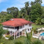 Casa ejecutiva de 4 dormitorios en puerto armuelles