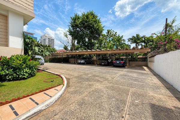 Venta de apartamento en obarrio